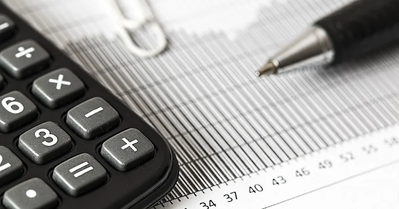 Laurent Neumann salaire et fortune : la fable des calculateurs automatiques