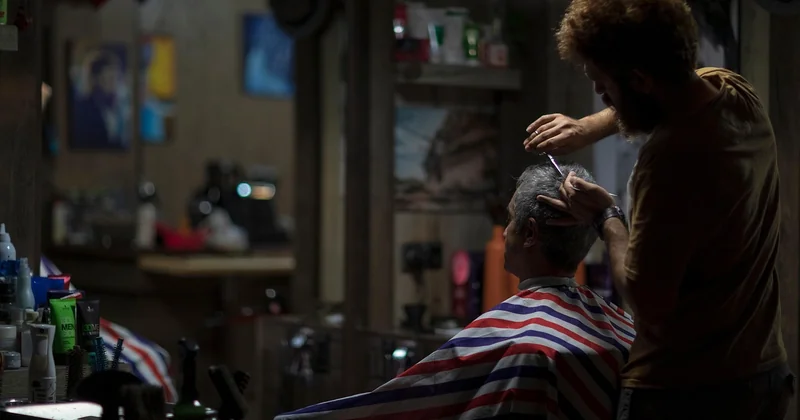 Comment faire un effet coiffé décoiffé homme (le protocole)